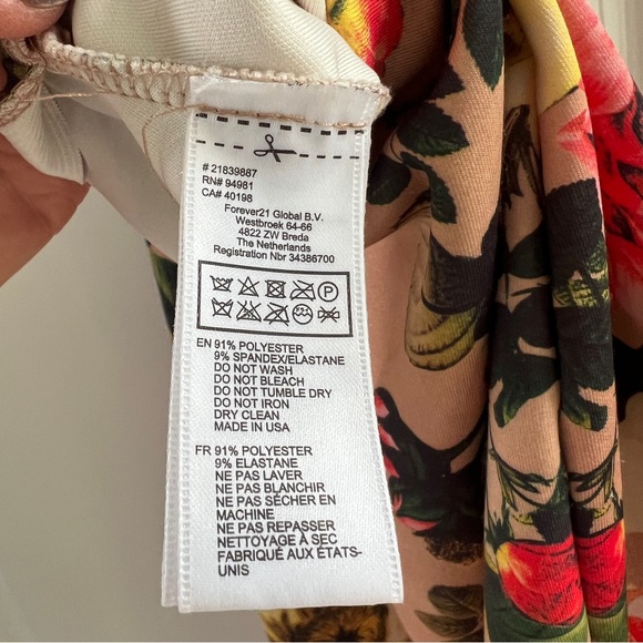 Forever 21 stretch tan floral mini skirt Medium - Picture 3 of 4